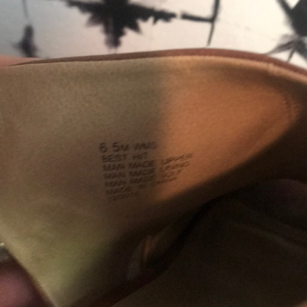 REACTION Kenneth Cole Best Hit Lace Up Heel - Picture 8 of 8